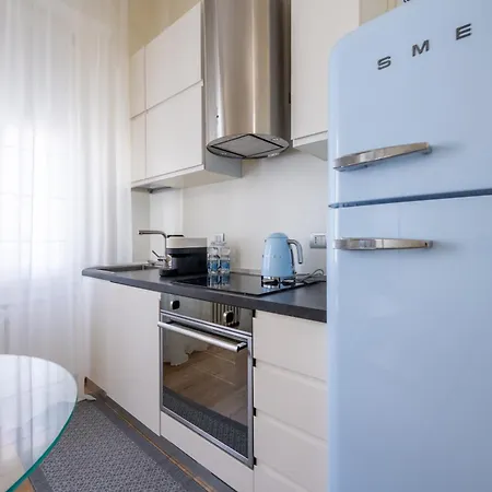 Life Is Beautiful Porta Romana Apartment Milan Exterior photo